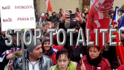 VIDEO: Přímý přenos: Protest proti novele pandemického zákona v poslanecké sněmovně parlamentu ČR.