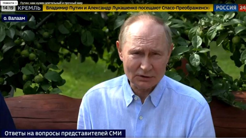 Proč Donaldu Trumpovi uj&iacute;žd&iacute; s Ukrajinou nervy? Ocelov&eacute; nervy Putina spojen&eacute; s pohyby lasičky prostě nepochopil.