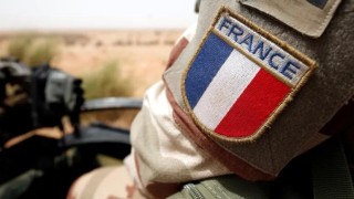 Poslední skupina francouzských jednotek opouští Nigerii, Sahel se zbavuje pařížského vlivu