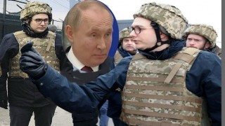 Generál Jasánek Pirát zastavil imperiální ruská vojska v čele s Putinem: hip hip hurá