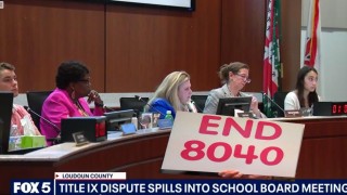 Další zvěrstva v americké škole: trest, protože kluci odmítli trans holku v klukovské šatně