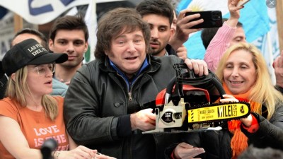 Masakr Javiera Mileie, argentinské motorové pily, ve volbách!
