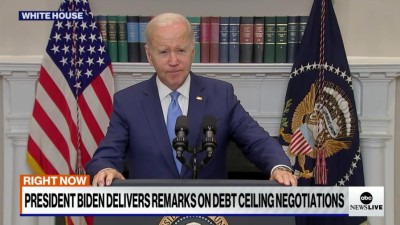Drama bankrotu narůstá, Biden dokonce zrušil summit Quad v Sydney