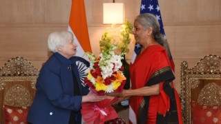 Americká ministryně financí Yellenová tlačí na Indii, aby opustila BRICS a nabízí možné i nemožné
