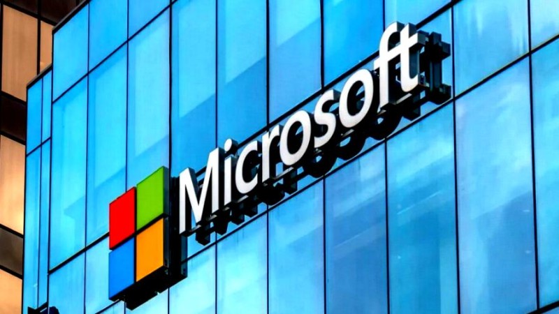 Rusov&eacute; maj&iacute; opět př&iacute;stup k aktualizac&iacute;m Windows a Office a &Scaron;ojgu odch&aacute;z&iacute;